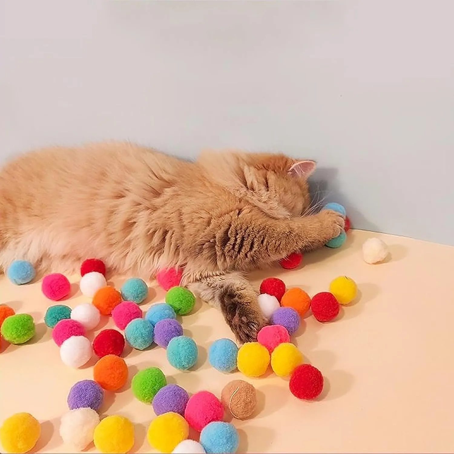 AIERSA 40Pcs Cat Pom Pom Balls for Cat Toy Launcher, 1.2 Inch Plush Toys for Kittens, Fuzzy Balls for Indoor Cats