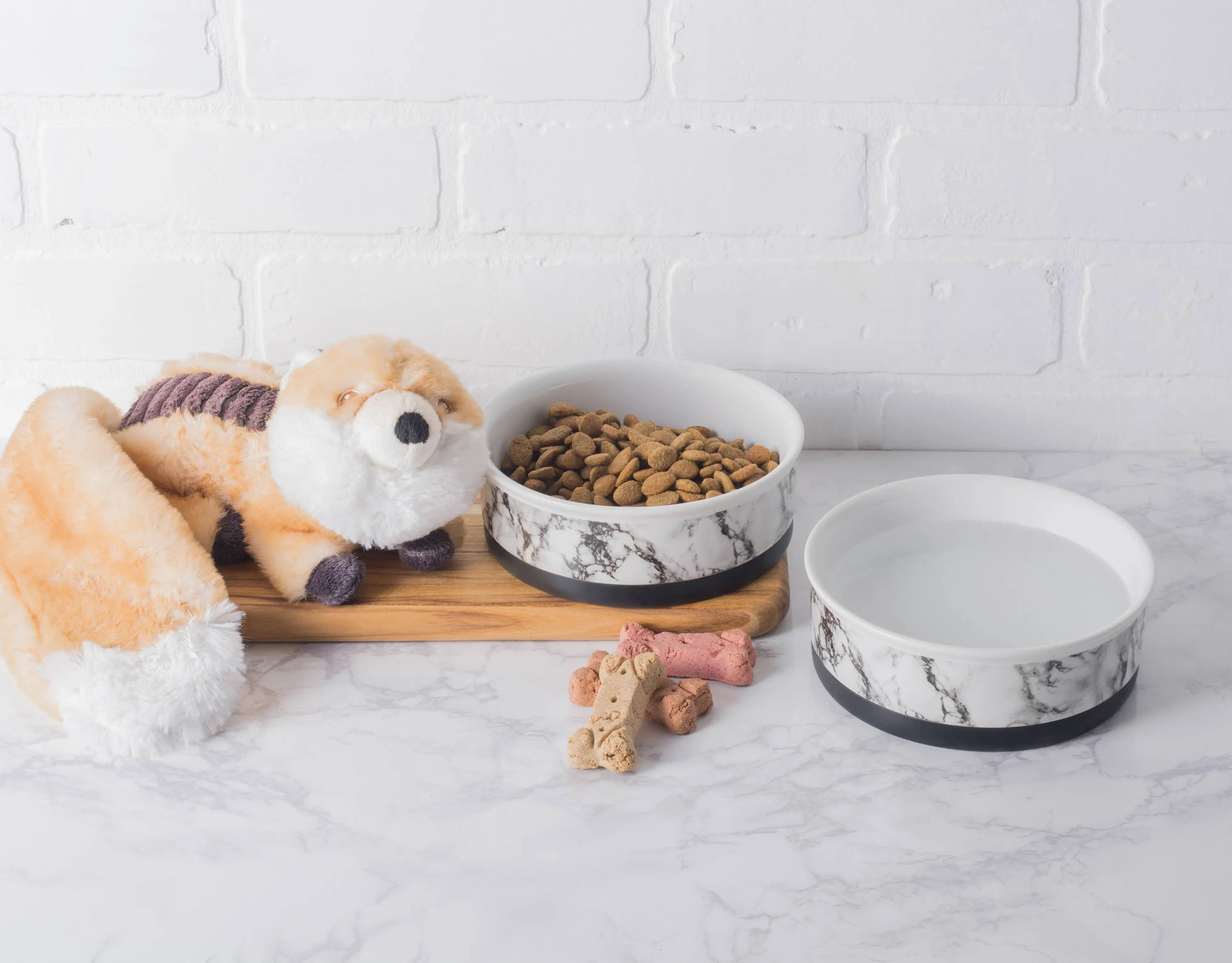 White Marble Pet Bowl Set of 2 , Large 3.75 C. Capacity